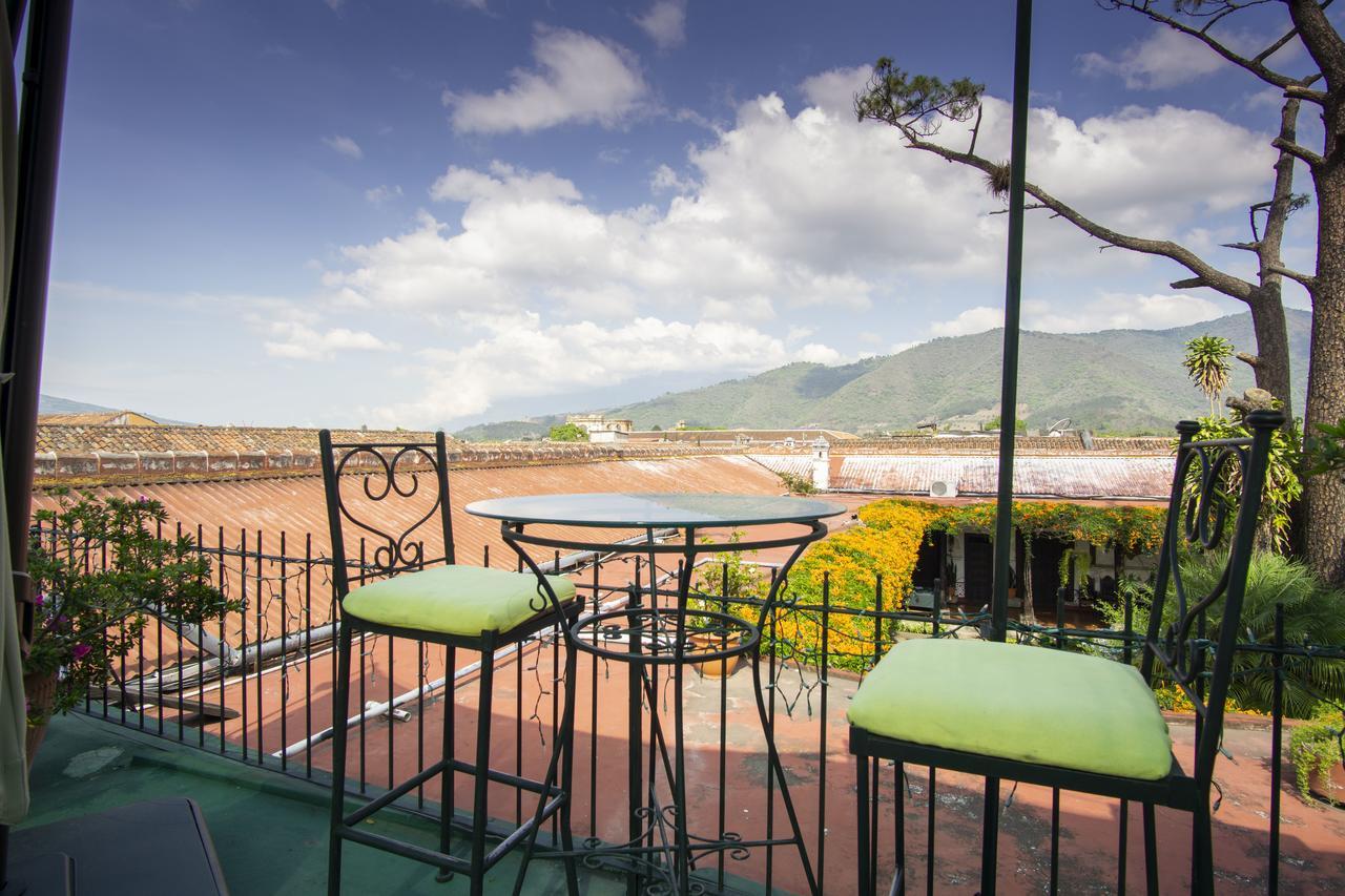 Hotel Posada De Don Rodrigo Antigua Extérieur photo